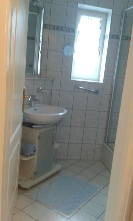 2 Zimmer Kursuite Bad Fuessing Exteriör bild